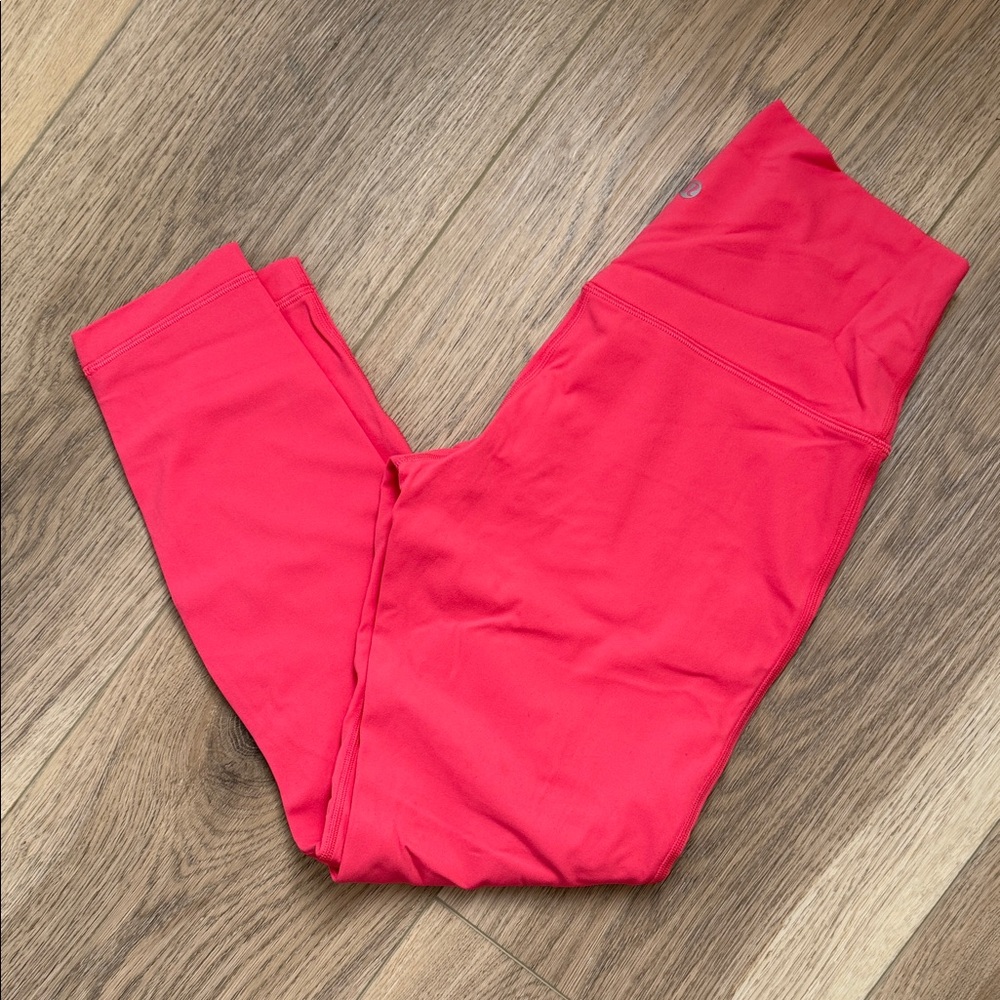 Lululemon AlignHR Pant 25" size 8 -NWOT
Glaze Pink - no longer available 
Size 8